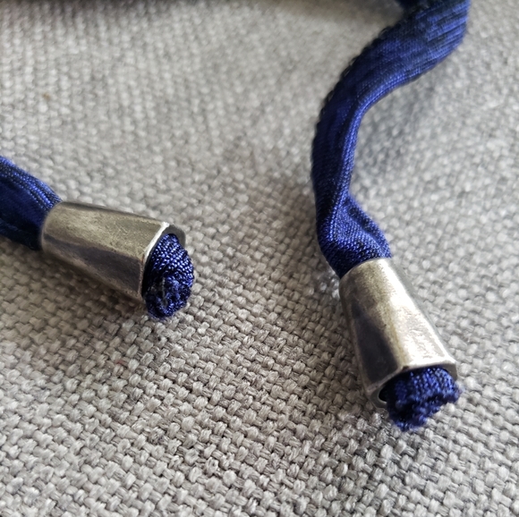 Electric blue/black Dynamite keyhole top XS - Picture 4 of 8